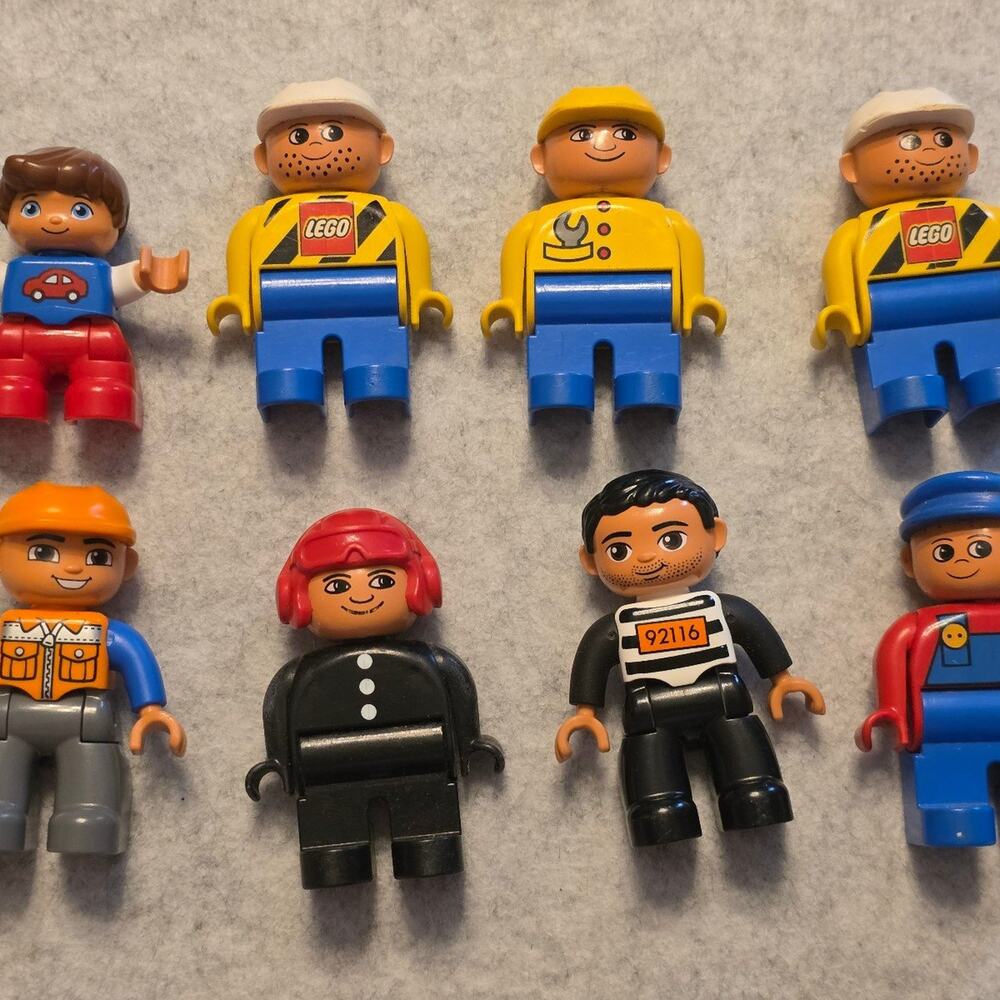 Lego duplo figures